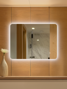 Зеркало DQ Hamburg (Гамбург) DQMHAM8060LT с LED подсветкой, 60x80 см