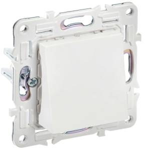 Вывод кабеля IEK Skandy SK-VK10-0-K01 арктический белый