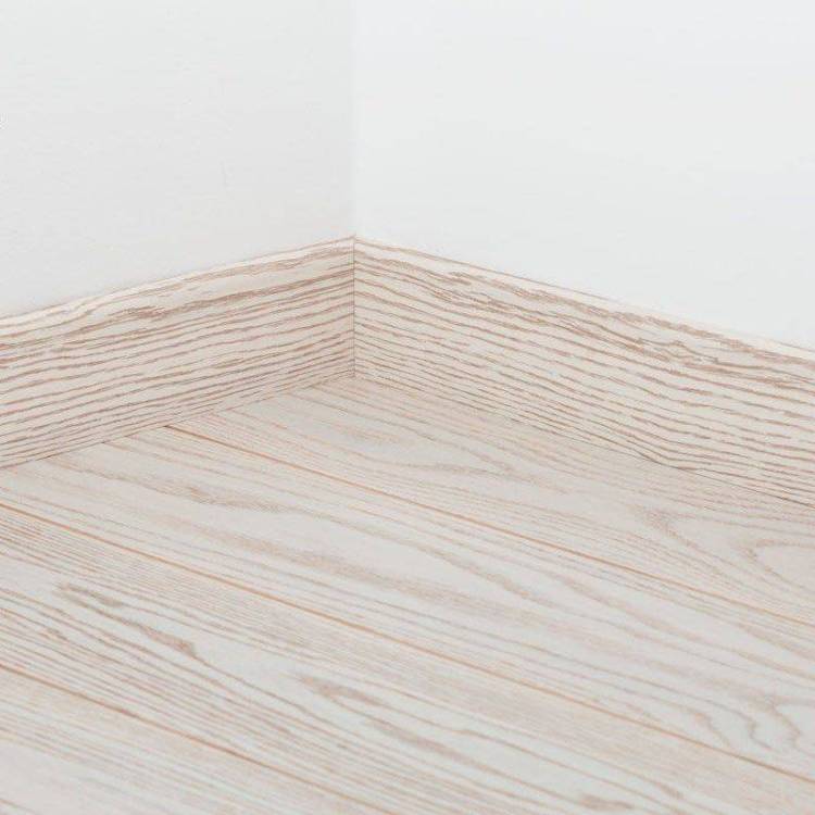 Плинтус шпонированный Tarkett АРТ P/Skirting P (АПТ П/Скиртинг П) Вайолет Токио 2400x80x20
