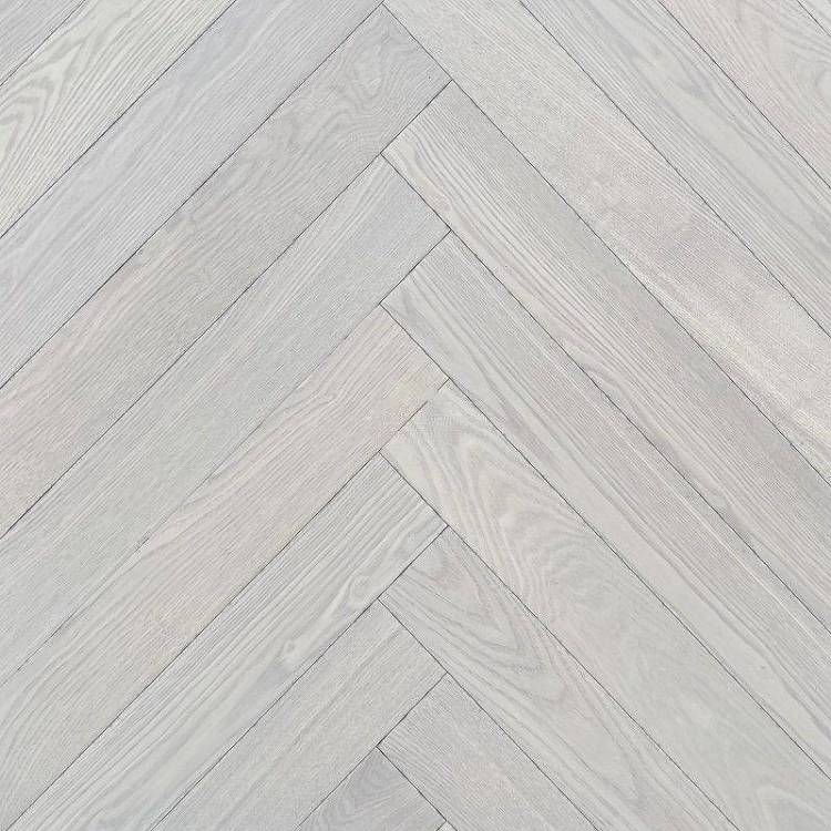 Инженерная доска Wood Bee Herringbone Ясень Мунлайт 600x92x12 мм