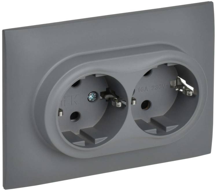 Розетка 2-местная с заземлением и шторками IEK Skandy SK-R24-16-K03-F серый
