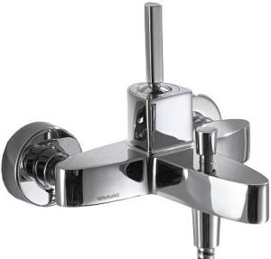 Смеситель для ванны с душем Bravat Spring F679113C-01