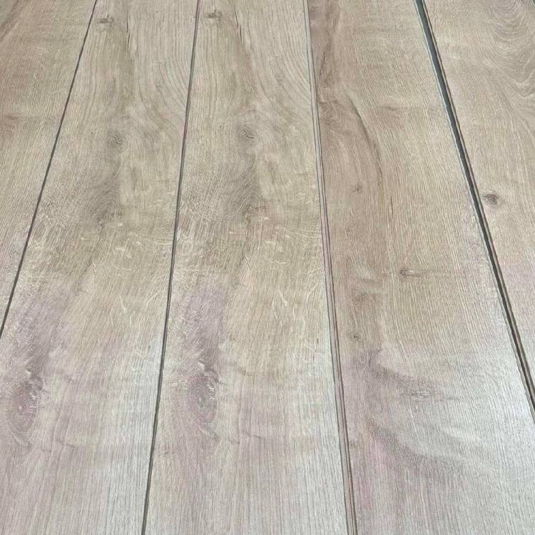 Ламинат Kastamonu Floorpan Black 8/33 4V BLA008 Дуб Арагон 1380х195