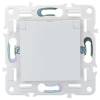 Розетка 1-местная с заземлением, шторками и крышкой IEK Skandy SK-R16-16-44-K01 арктический белый фото 4