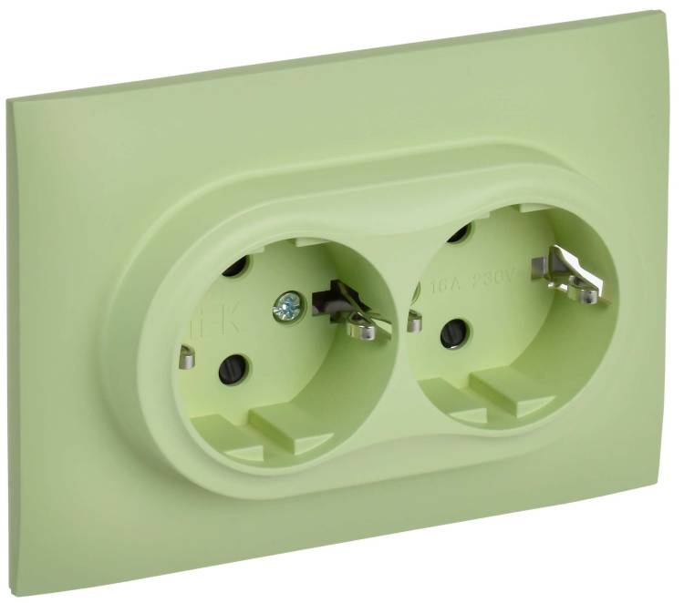 Розетка 2-местная с заземлением и шторками IEK Skandy SK-R24-16-K06-F мятный