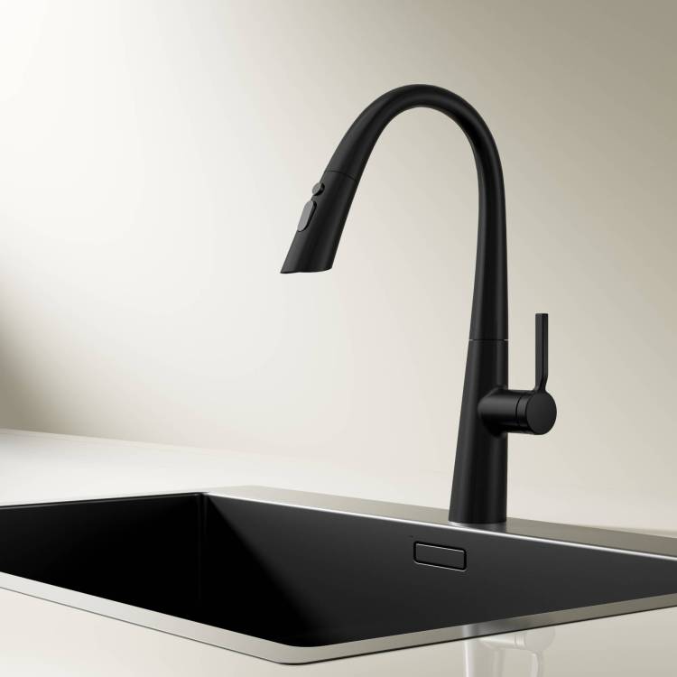 Смеситель для кухни Vincea VKF-176MB с выдвижным изливом, черный