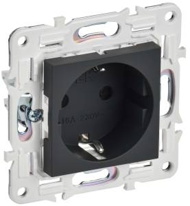 Розетка 1-местная с заземлением и шторками IEK Skandy SK-R14-16-1-K53 графит