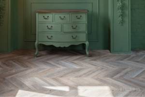 ISOCORE Ламинат Vinilam Parquet Chevron 8.5/43 4V RI153616CL4 Шампань 1293x305