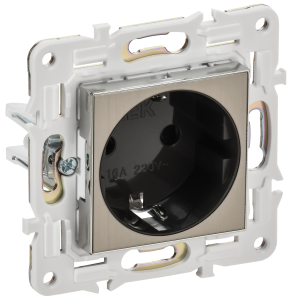 Розетка 1-местная с заземлением и шторками IEK Skandy SK-R14-16-1-K50 никель