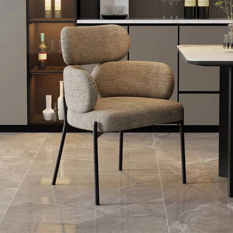 Стул Дик 1311 00-00082496 Темно-бежевая UF925-3, опоры черные