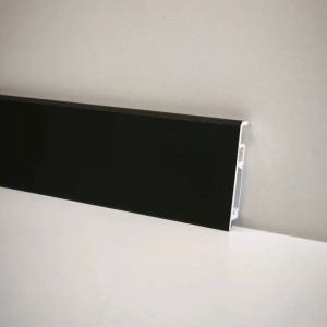 Плинтус Bonkeel Stick M Черный 2000x70x13