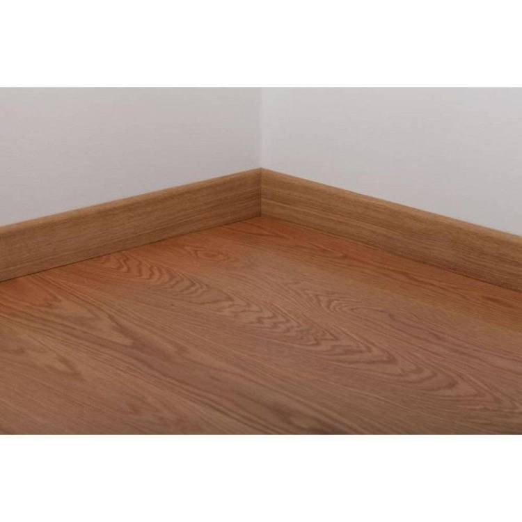 Плинтус шпонированный Tarkett Tанго P Oak Eu-American (Дуб Евро-Американский) 2400x80x20