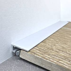 Микроплинтус TeckWood М-6 Серебро матовое 2000x15x6