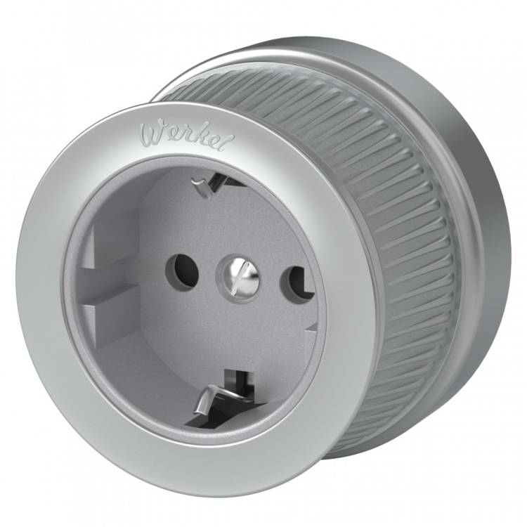 Розетка с заземлением и шторками Werkel Retro матовый хром WL19-10-02