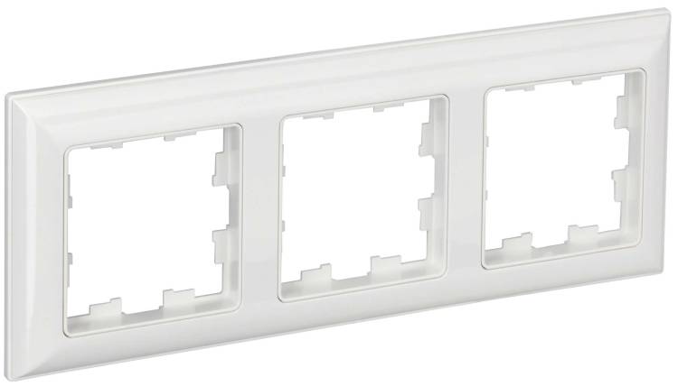 Рамка 3-постовая IEK Brite BR-M32-12-K01 белый