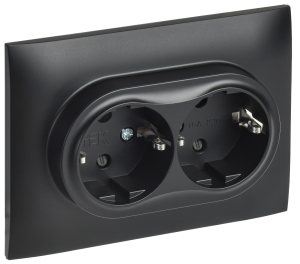 Розетка 2-местная с заземлением и шторками IEK Skandy SK-R24-16-K02-F черный