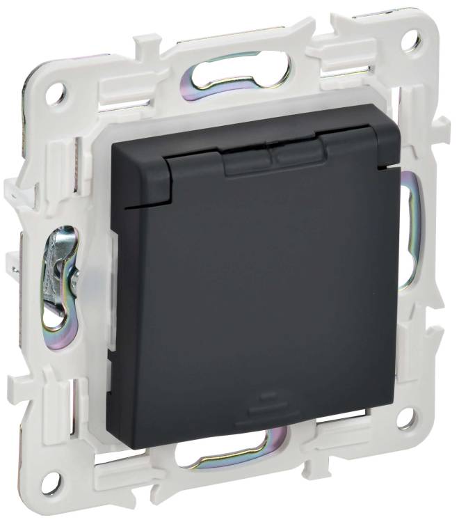 Розетка 1-местная с заземлением, шторками и крышкой IEK Skandy SK-R16-16-44-K53 графит