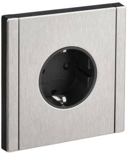 Розетка 1-местная с заземлением и шторками IEK Forte&Piano FP-R14-16-1-M-K50 никель