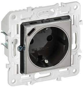 Розетка 1-местная с заземлением, шторками и USB Type С IEK Skandy SK-R14-16-U14-018-K50 никель