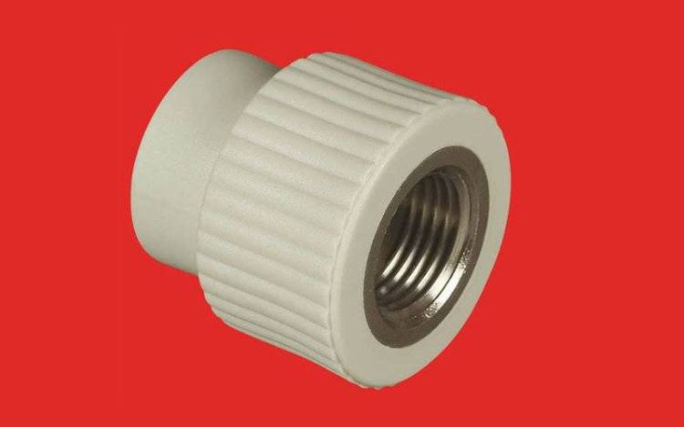 Муфта полипропиленовая FV-Plast 25х3/4, ВР 217025