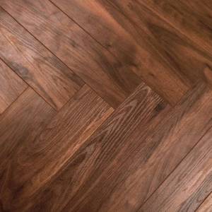 Ламинат Kronparket Herringbone 12/34 4V 44785 Орех Леман Елочка 600x100