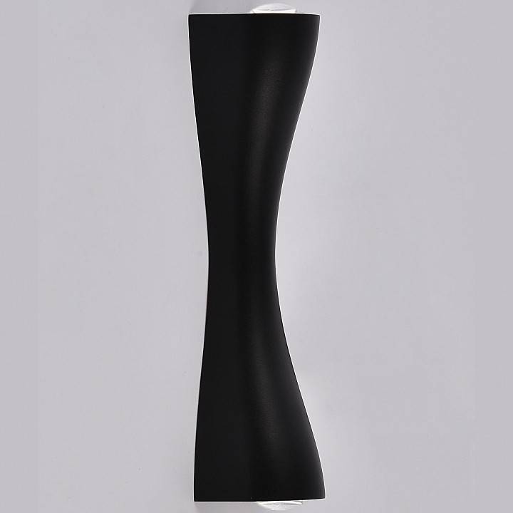 Настенный светильник Arte Lamp Tegmine A2696AP-10BK