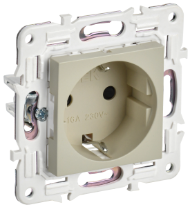 Розетка 1-местная с заземлением и шторками IEK Skandy SK-R14-16-K10 бежевый
