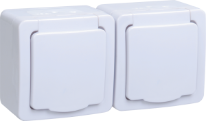 Розетка 2-местная с заземлением и крышкой IEK Гермес Plus ERMP22-K01-16-54-EC белый