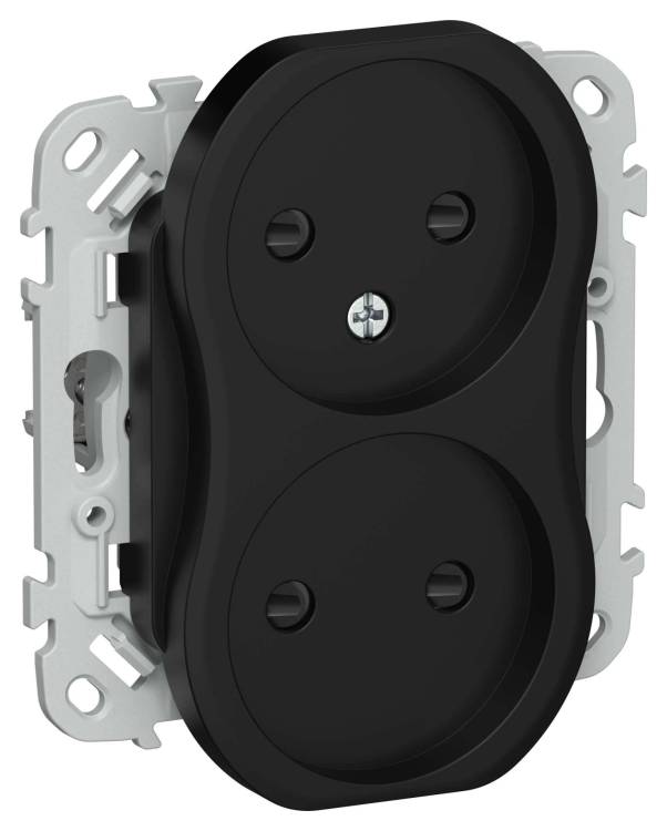 Розетка 2-местная с защитными шторками IEK Flite FI-R23-10-K02 черный