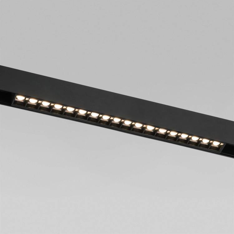 Трековый линейный светодиодный светильник Elektrostandard Slim Magnetic SL03 85006/01 18W 3000K черный