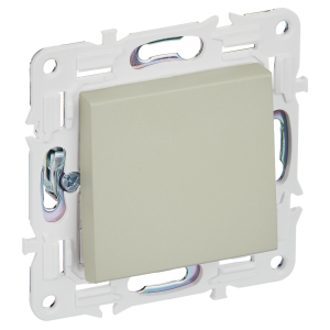 Выключатель 1-клавишный перекрестный IEK Skandy SK-V13-0-10-K10 бежевый
