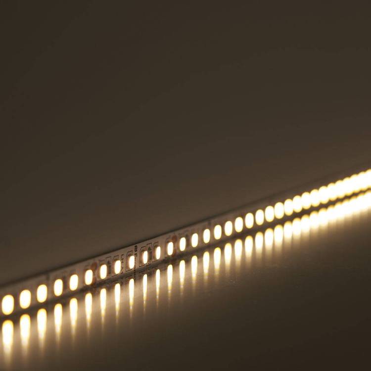 Светодиодная лента Feron 6W/m 60LED/m 2835SMD теплый белый 5M LS500 41524